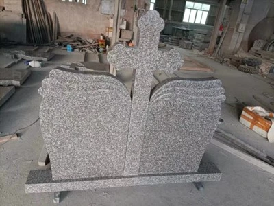 G664 Ταφόπετρα από γρανίτη Cross Wave Trefoil